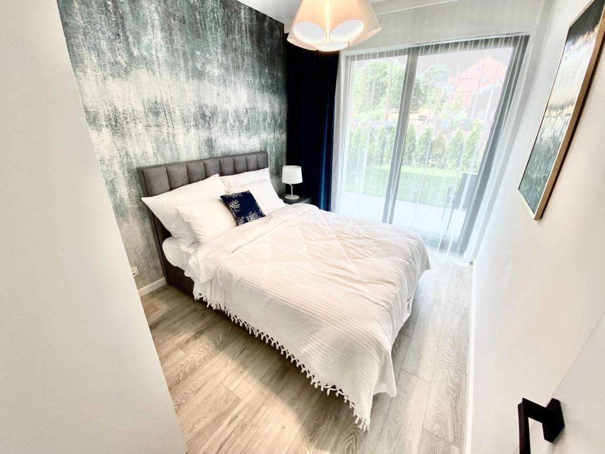 Przy Plazy - Z Prywatnym Ogrodkiem Rezydencja Niechorze Apartman Kültér fotó